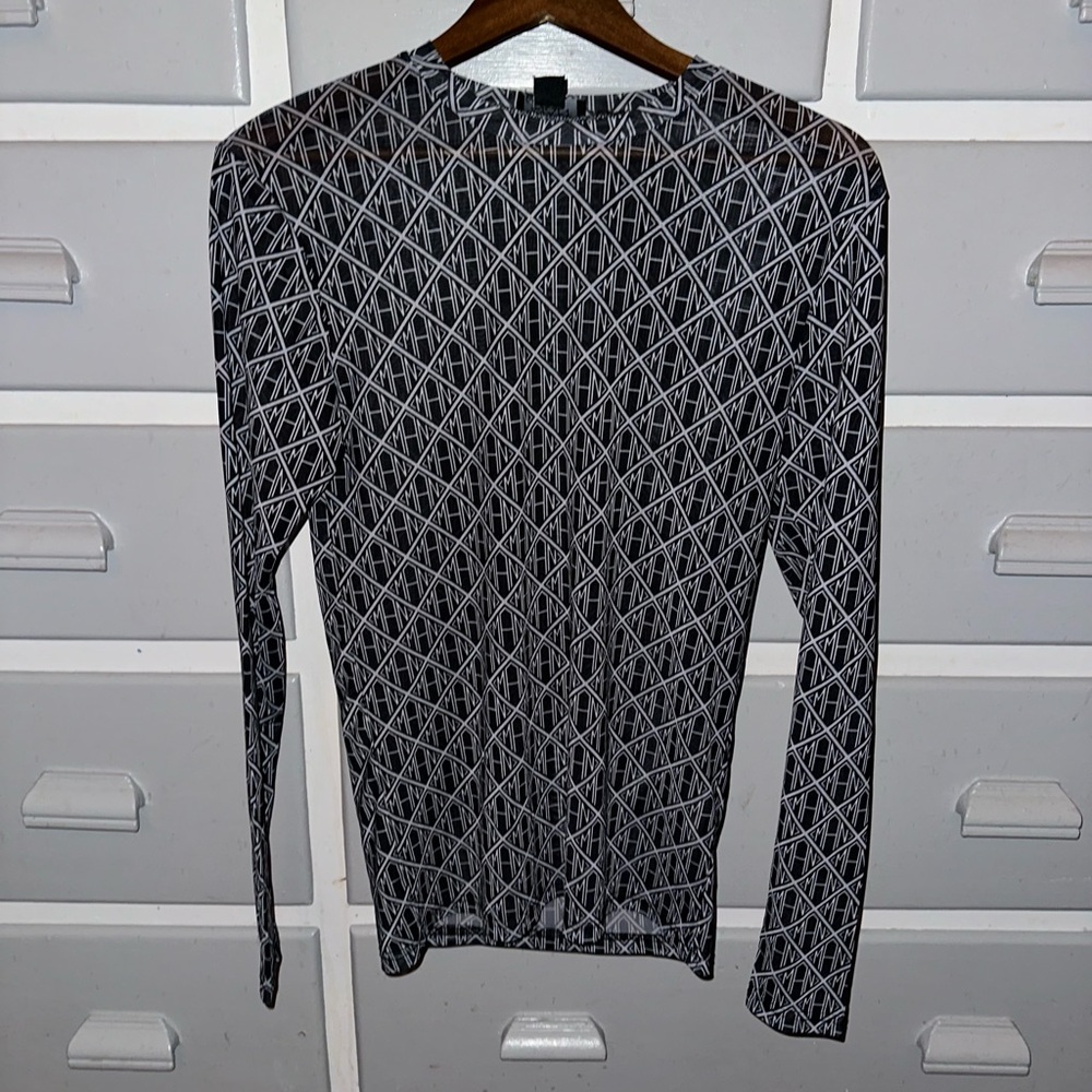 Geometric Long Sleeve Mesh Tee